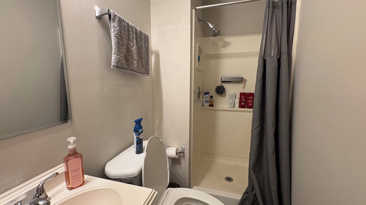 Photo of Bathroom in Gracewood