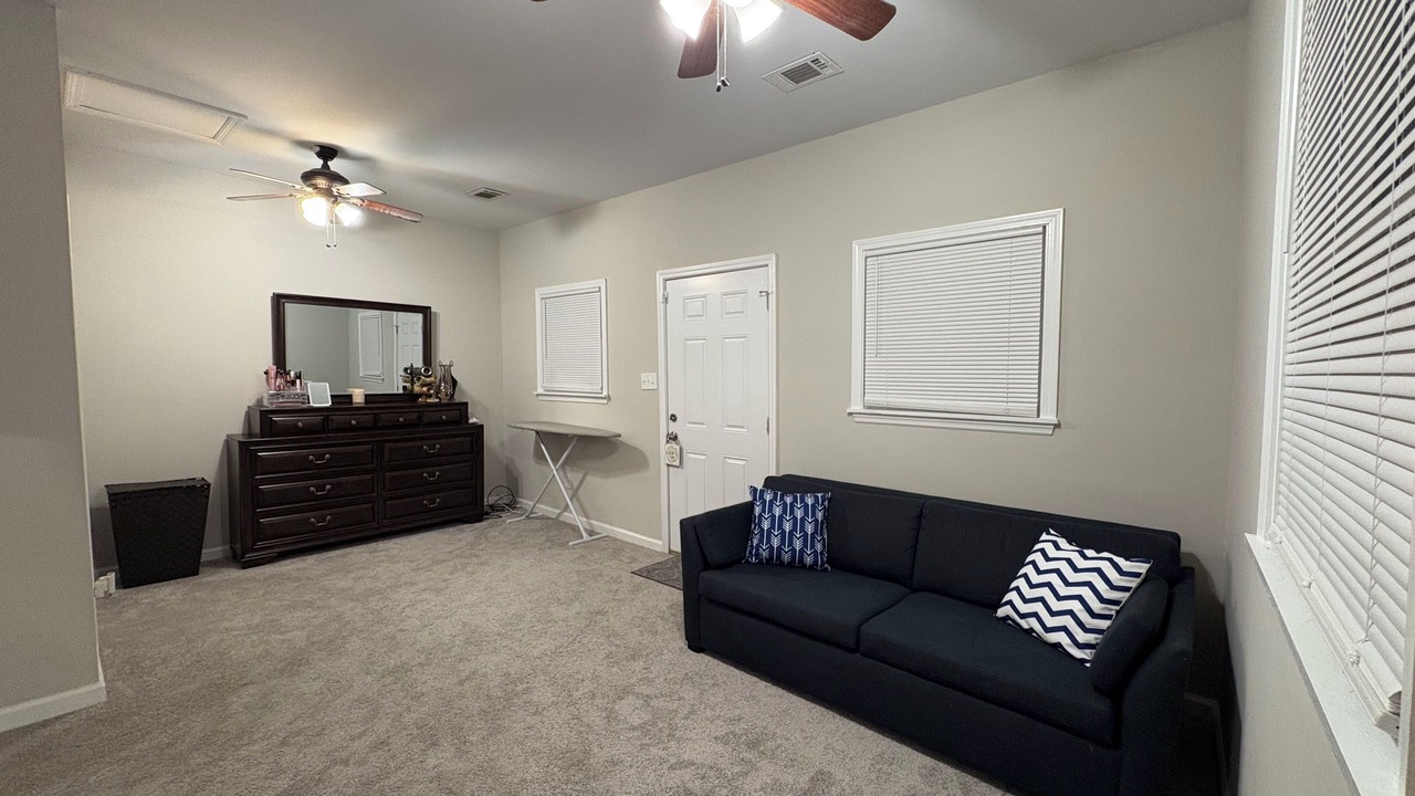 Photo of Livingroom in Gracewood