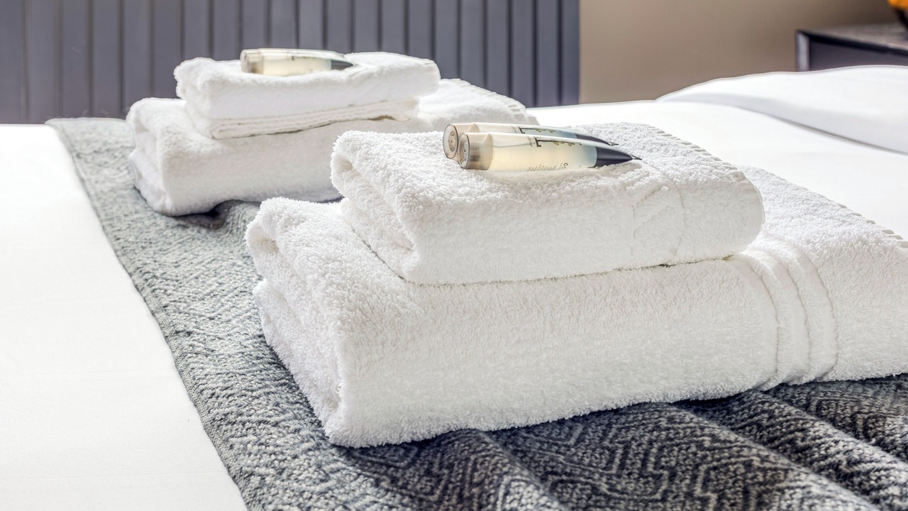 Photo of Others in Hackney Downs