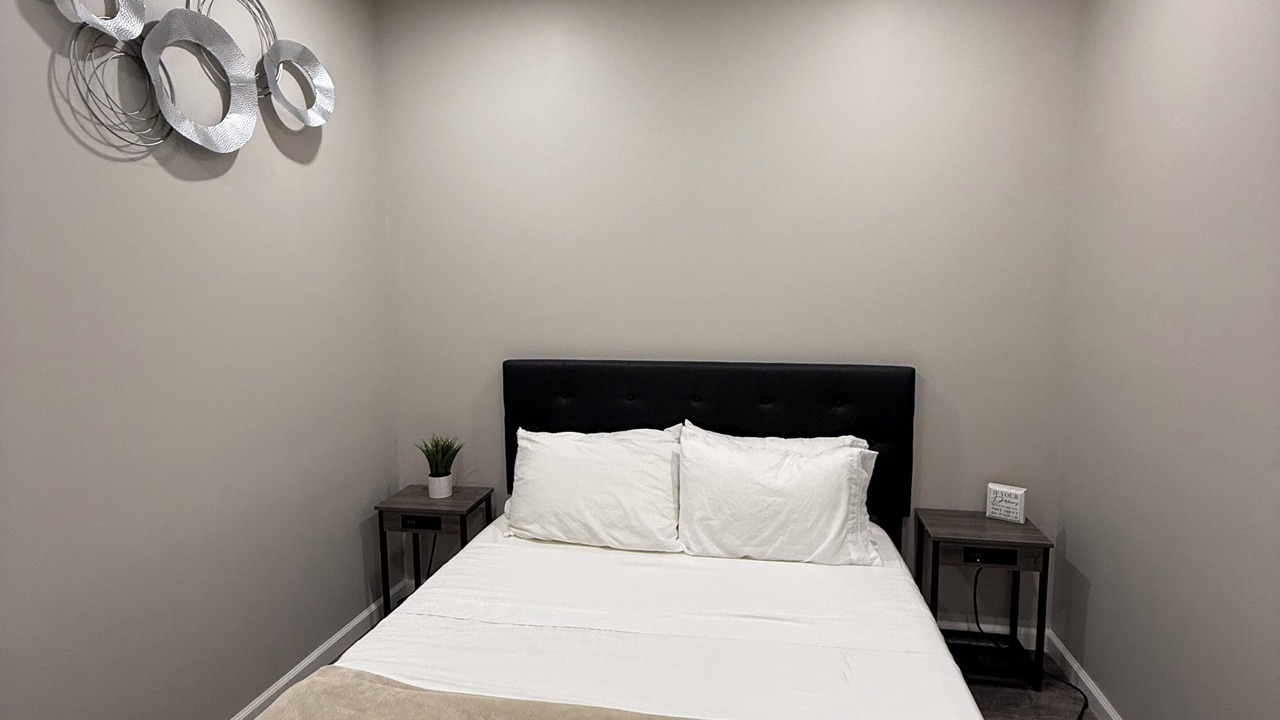 Photo of Bedroom in Buffalo