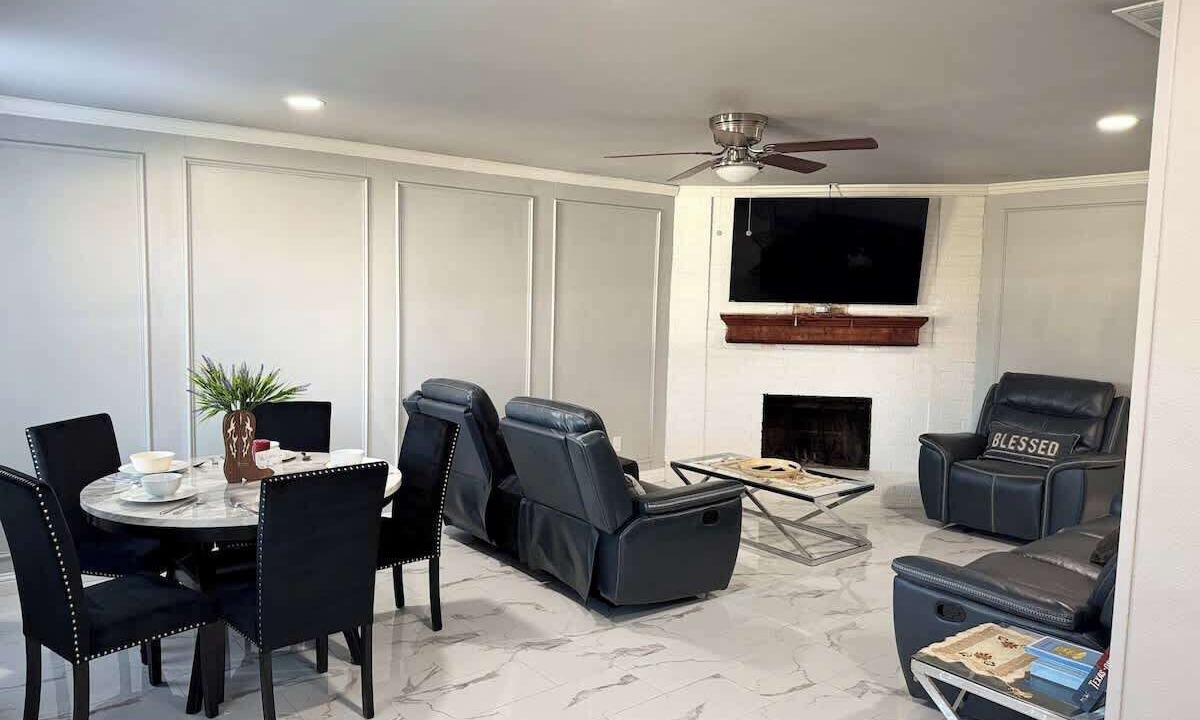 Photo of Bedroom in Garland