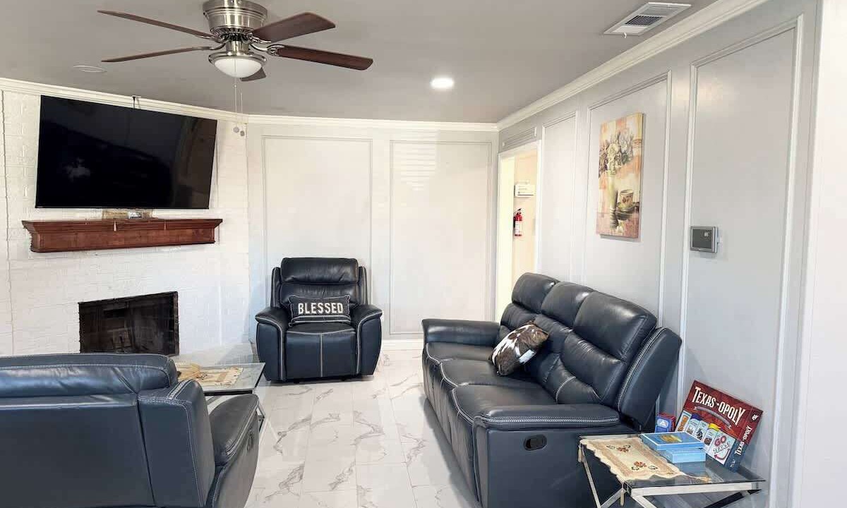 Photo of Bedroom in Garland