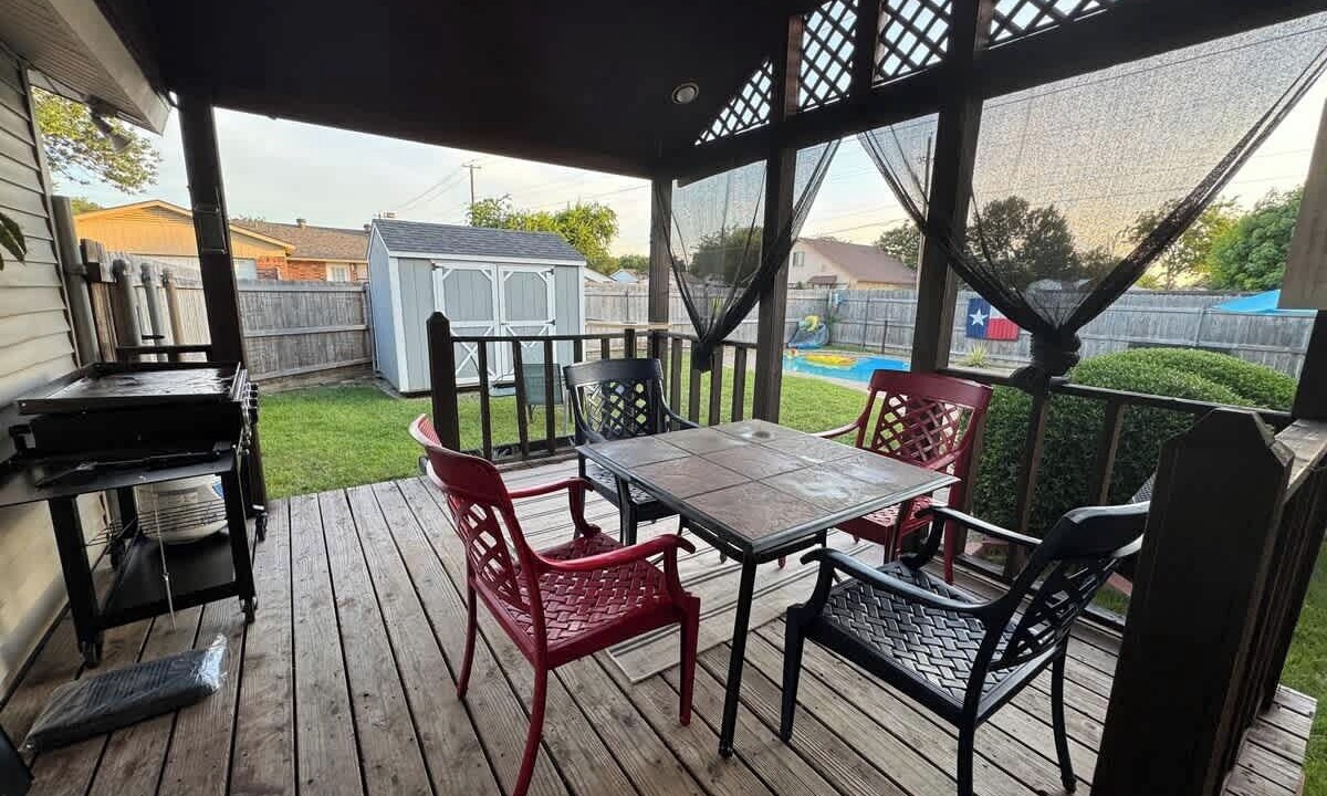 Photo of Outdoor in Garland