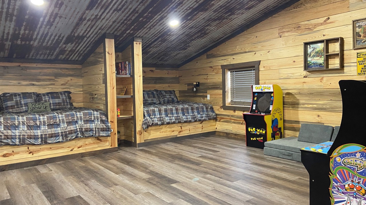 Photo of Bedroom in Oil City