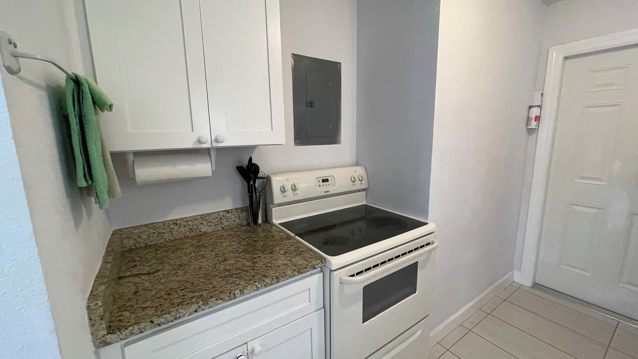 Photo of Kitchen in Warm Mineral Springs