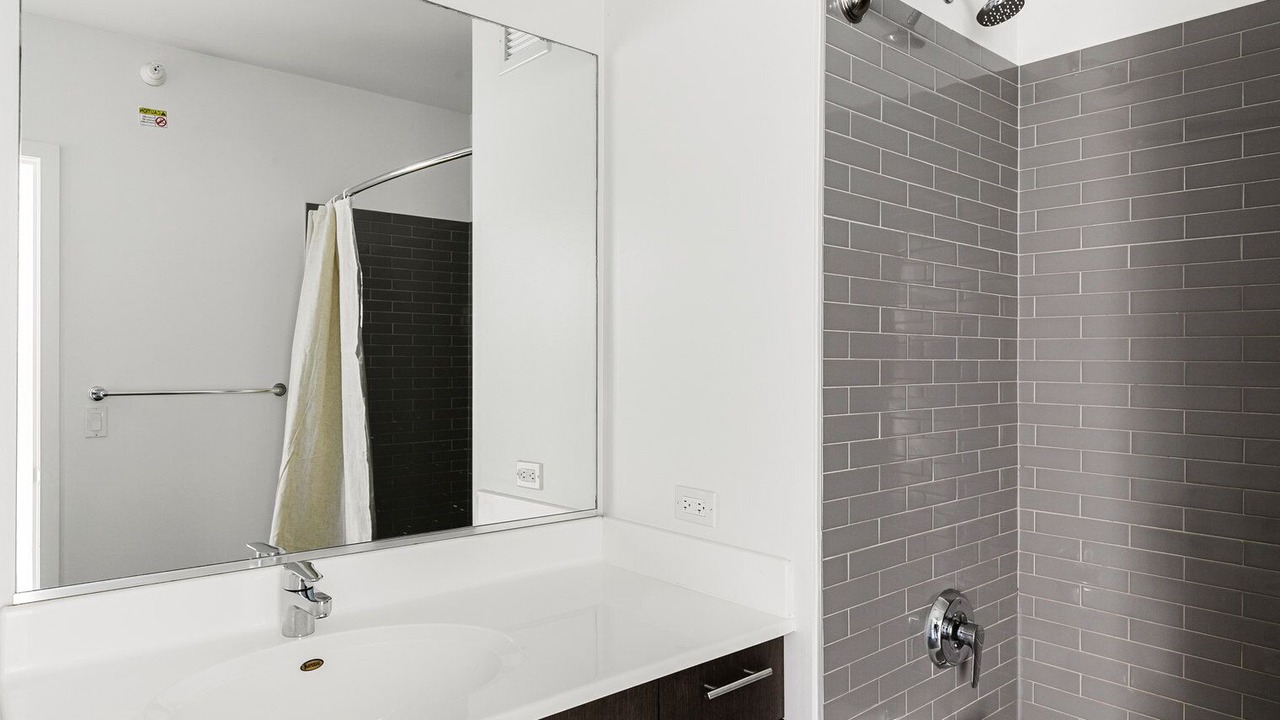 Photo of Bathroom in Near North Side