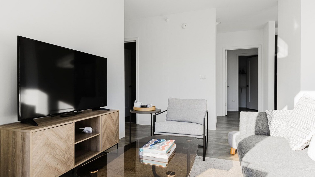 Photo of Livingroom in Near North Side