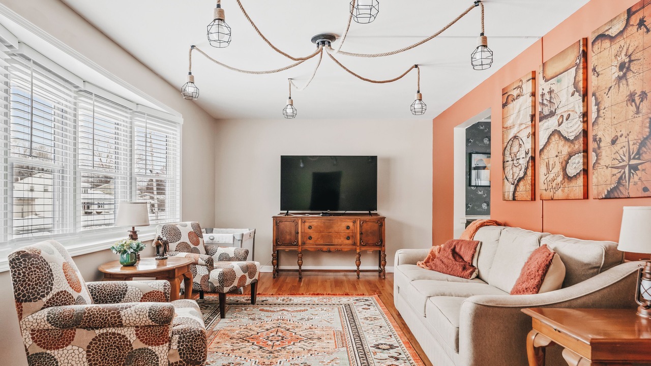 Photo of Livingroom in Manlius