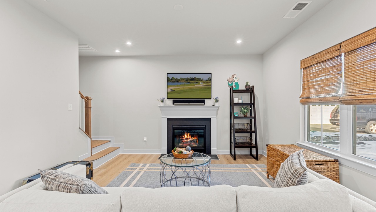 Photo of Livingroom in Bayside