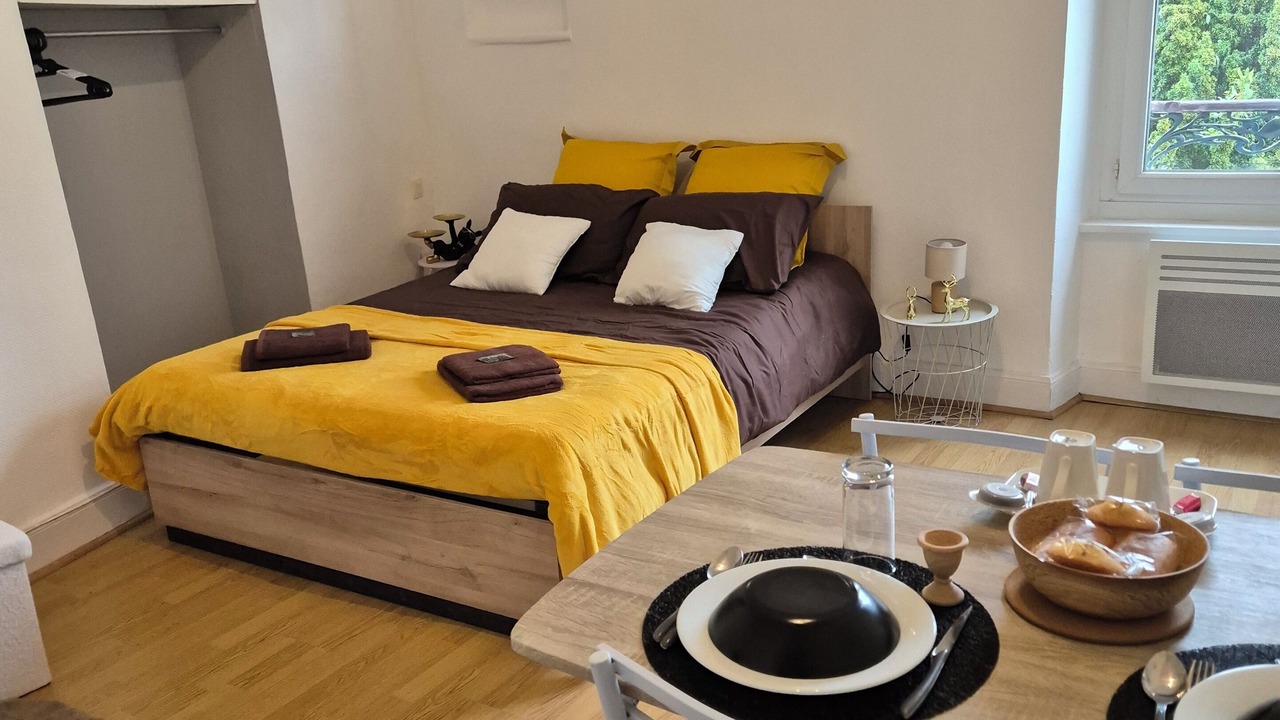 Photo of Bedroom in Saint-Gaudens