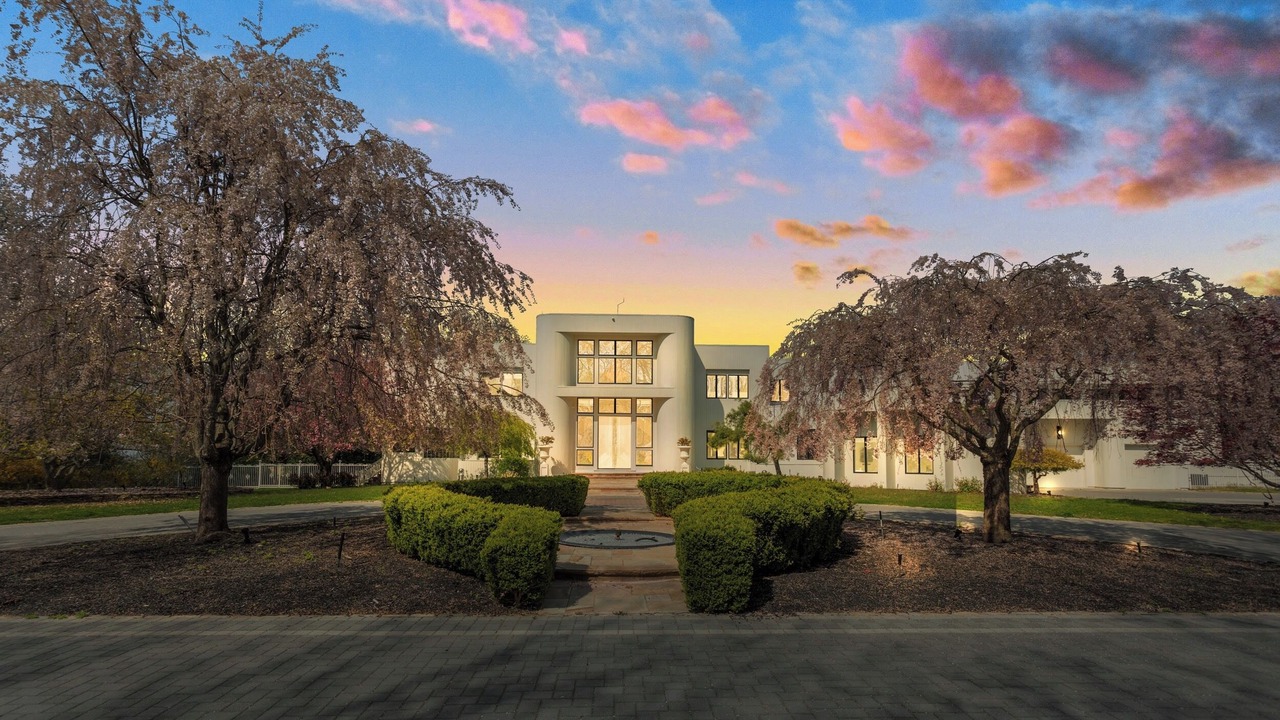 Photo of Outdoor in Belle Terre