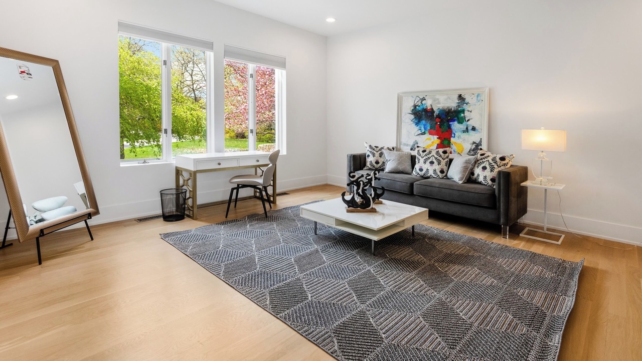 Photo of Livingroom in Belle Terre