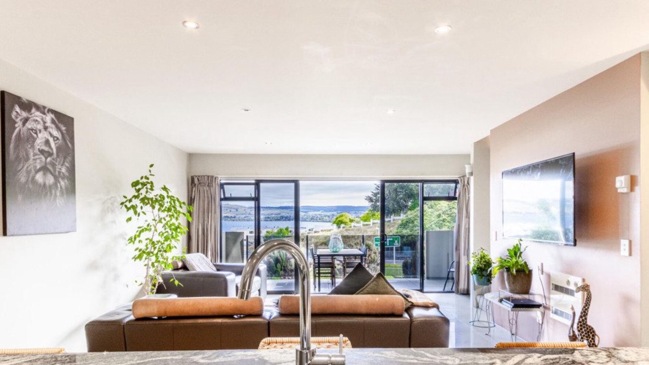 Photo of Livingroom in Waipahihi