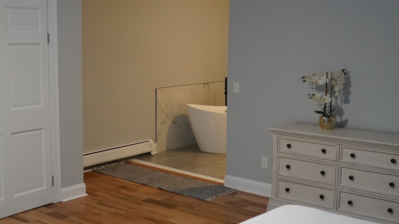Photo of Bedroom in Utica