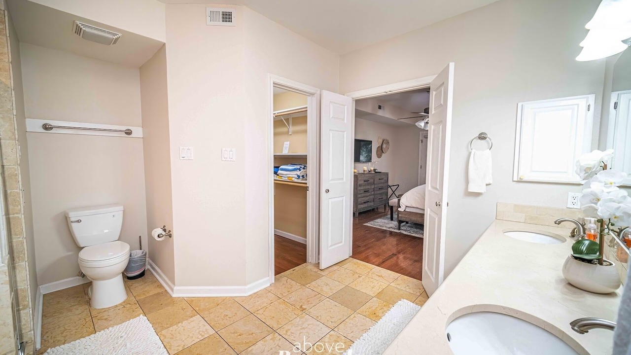 Photo of Bathroom in Highland Lake Estates