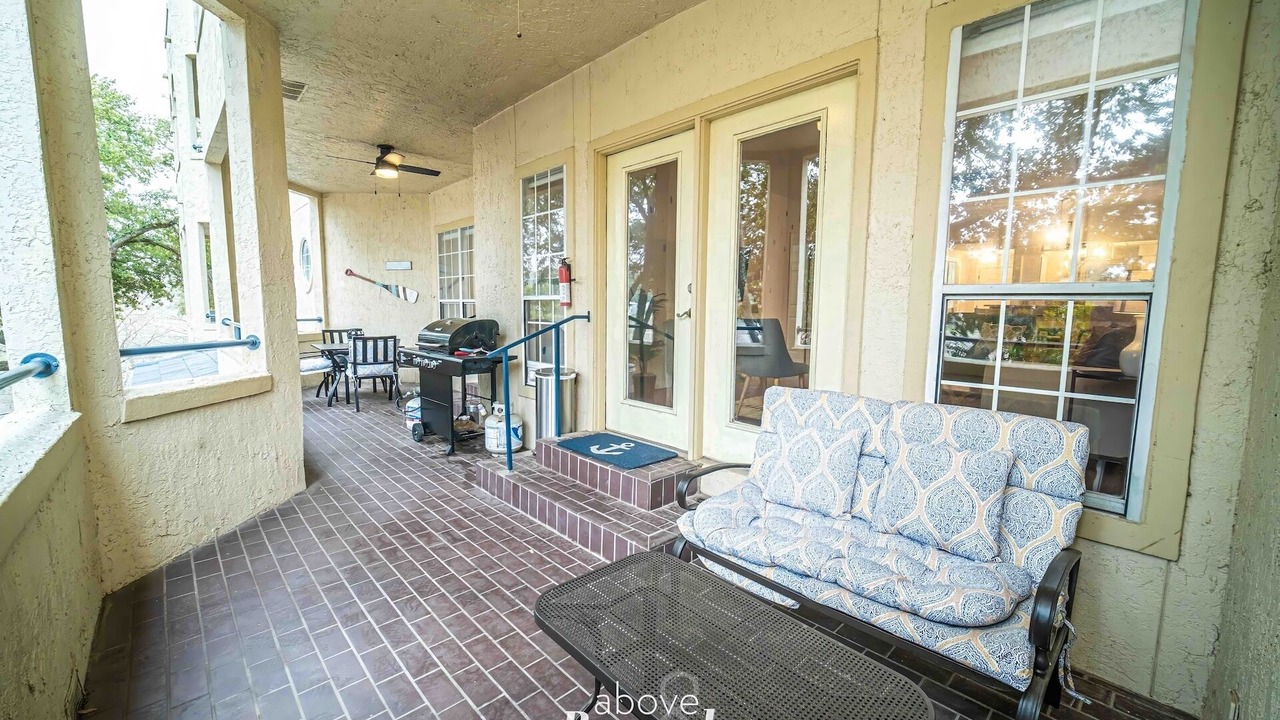 Photo of Patio Balcony in Highland Lake Estates