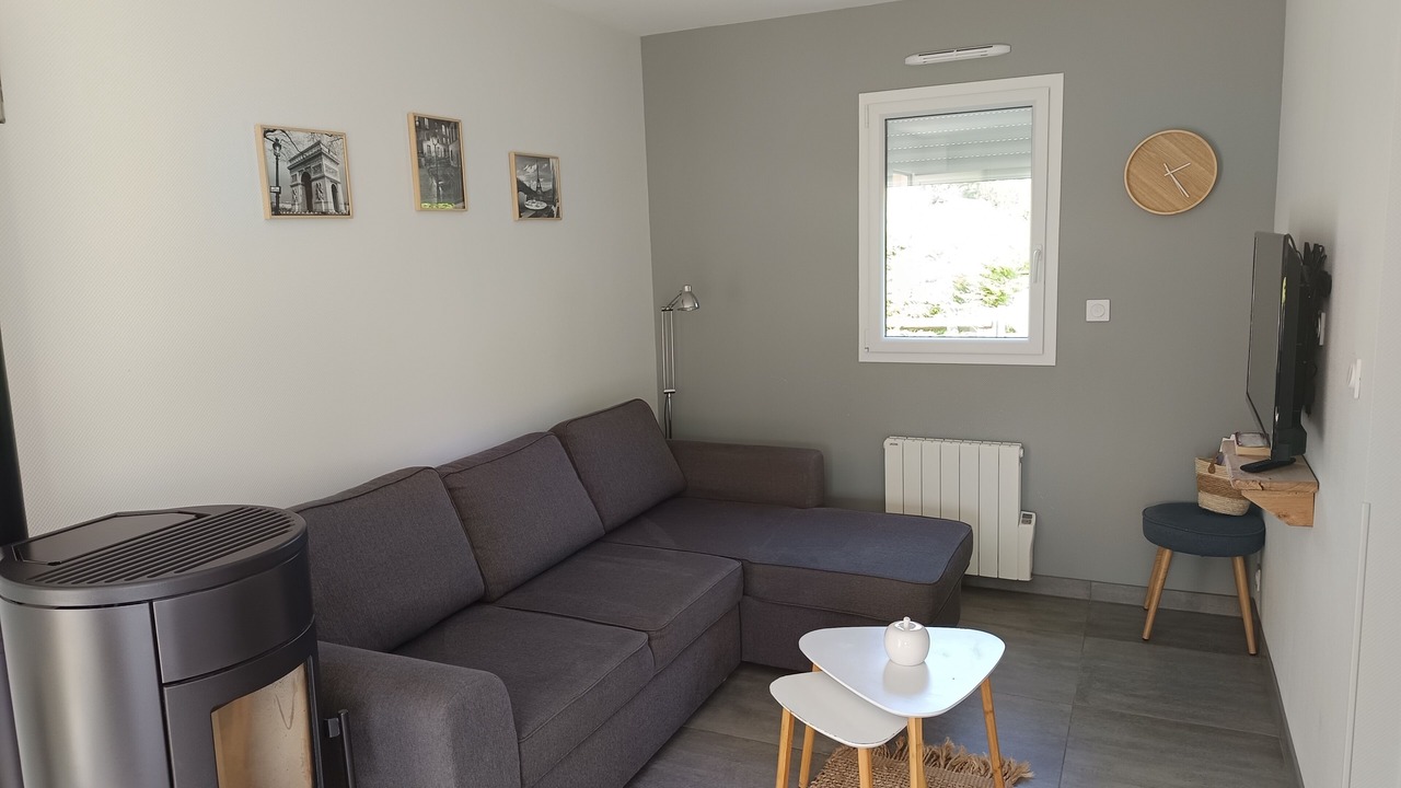 Photo of Livingroom in Ablon