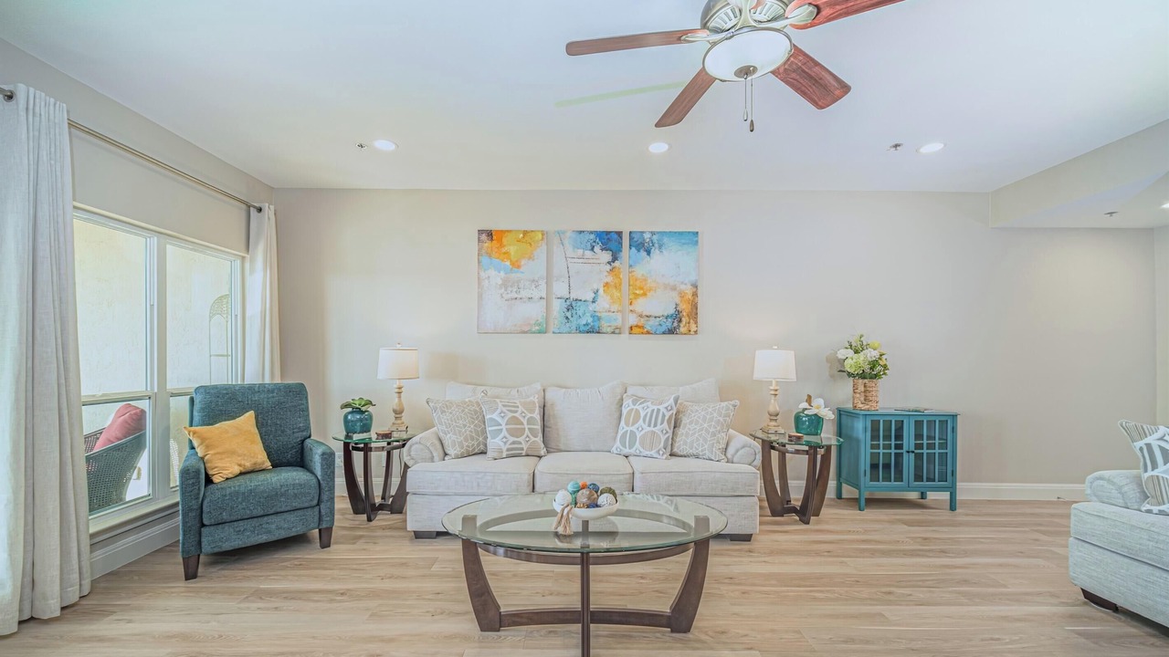 Photo of Livingroom in Highland Lake Estates
