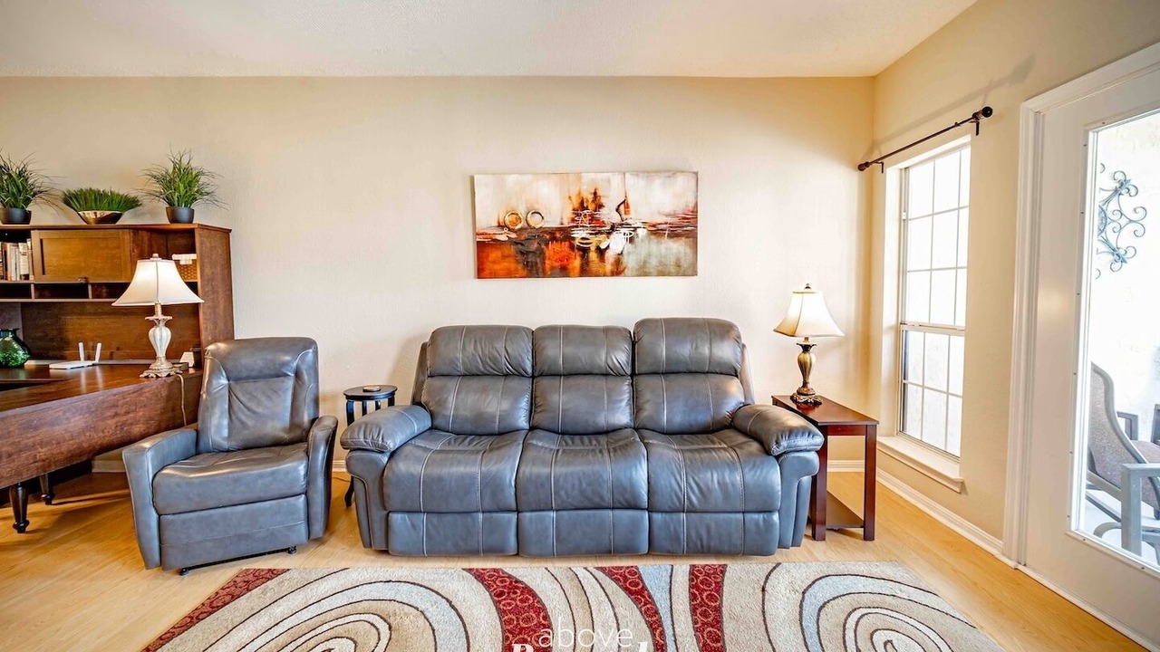 Photo of Livingroom in Highland Lake Estates