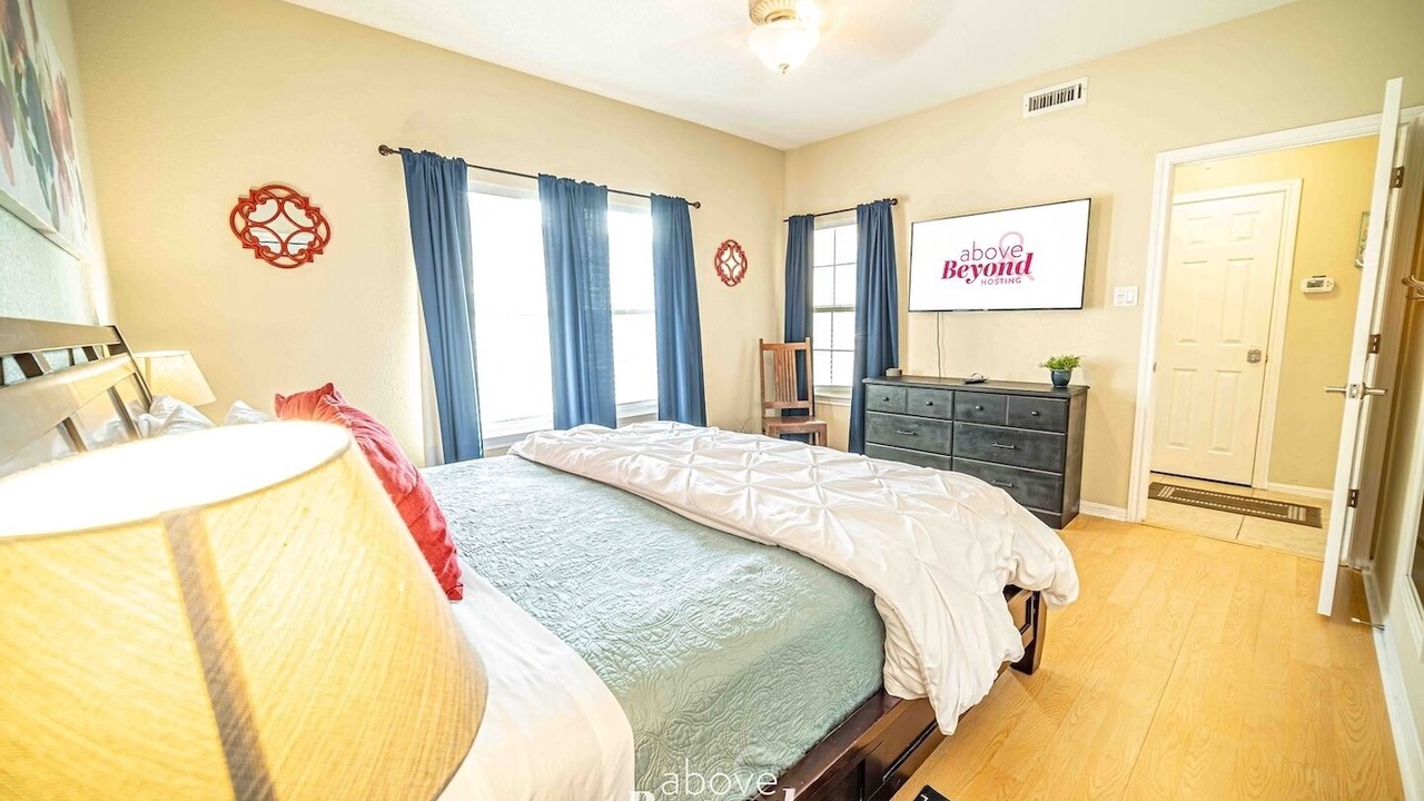 Photo of Bedroom in Highland Lake Estates