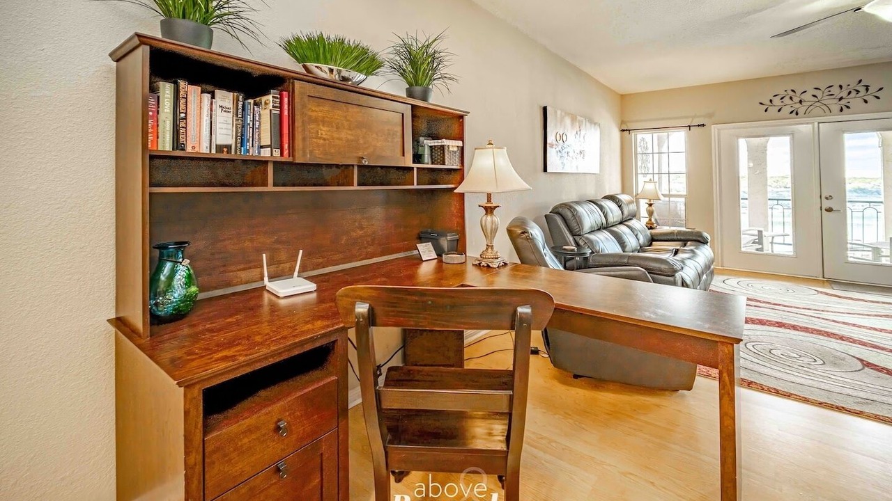 Photo of Livingroom in Highland Lake Estates