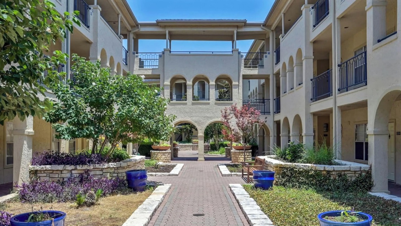 Photo of Outdoor in Highland Lake Estates