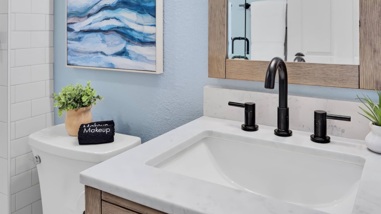 Photo of Bathroom in Highland Lake Estates