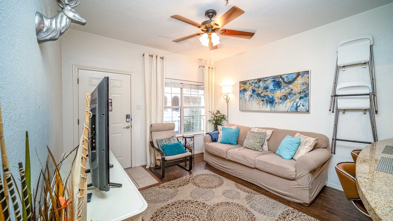Photo of Livingroom in Highland Lake Estates