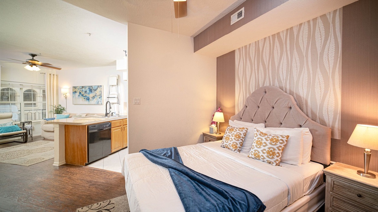 Photo of Bedroom in Highland Lake Estates