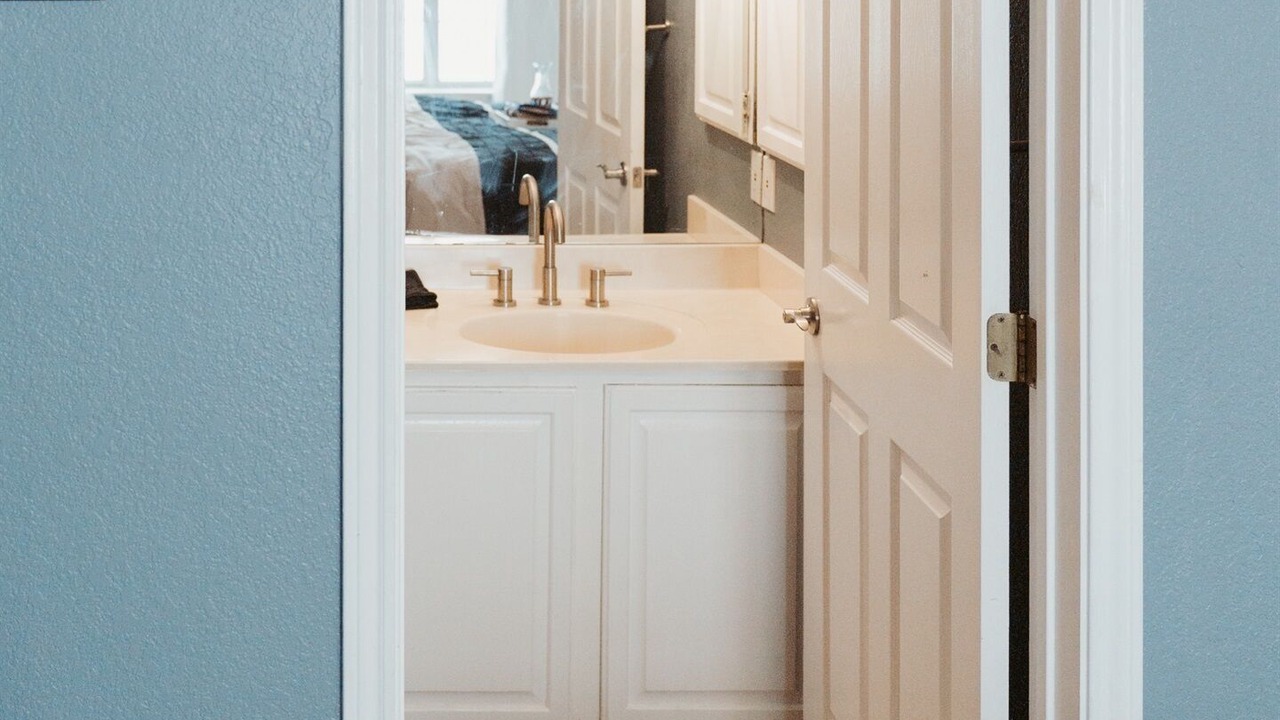 Photo of Bathroom in Highland Lake Estates