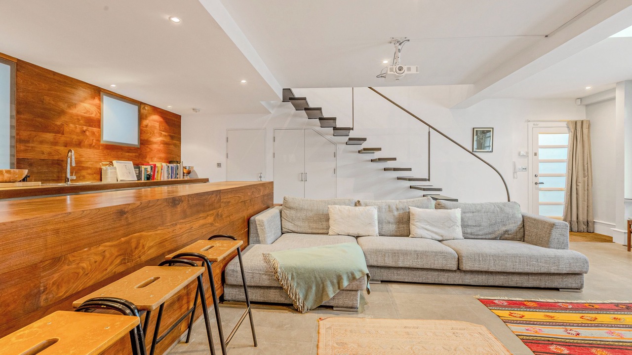 Photo of Others in Notting Dale