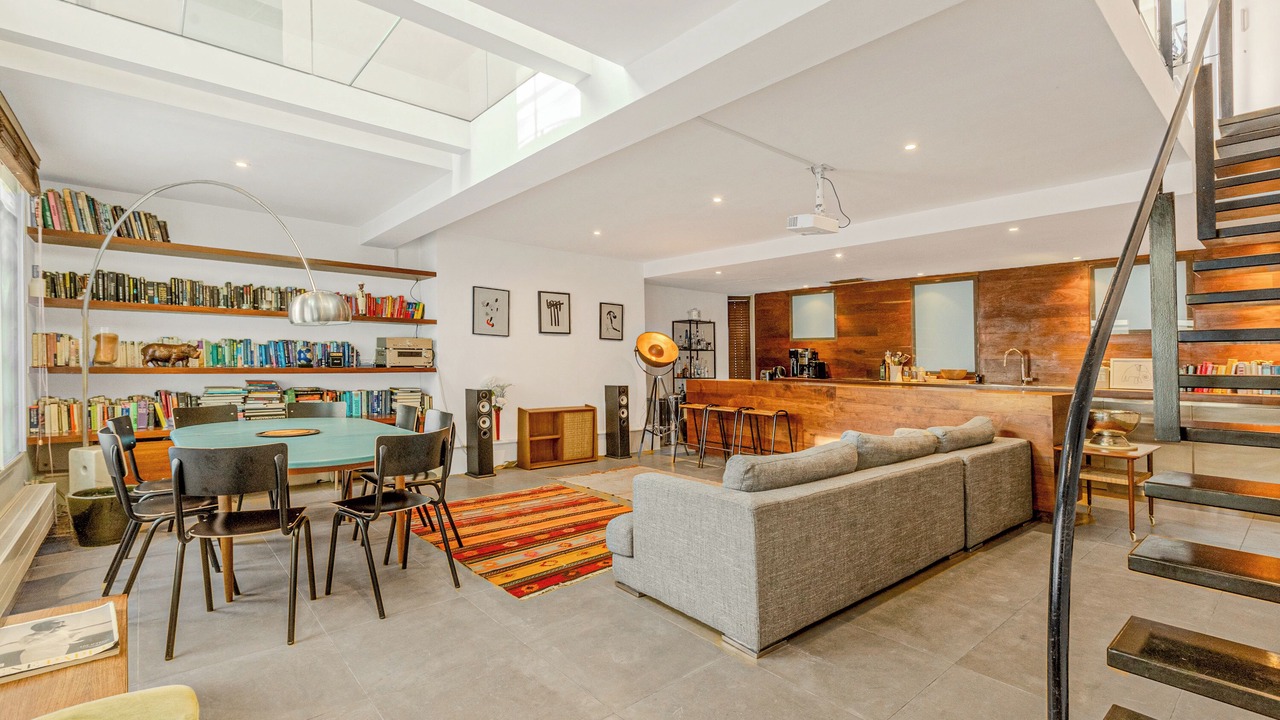 Photo of Others in Notting Dale