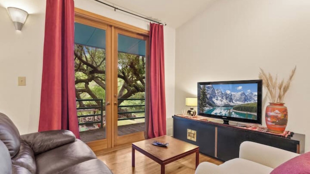 Photo of Livingroom in Spring Branch