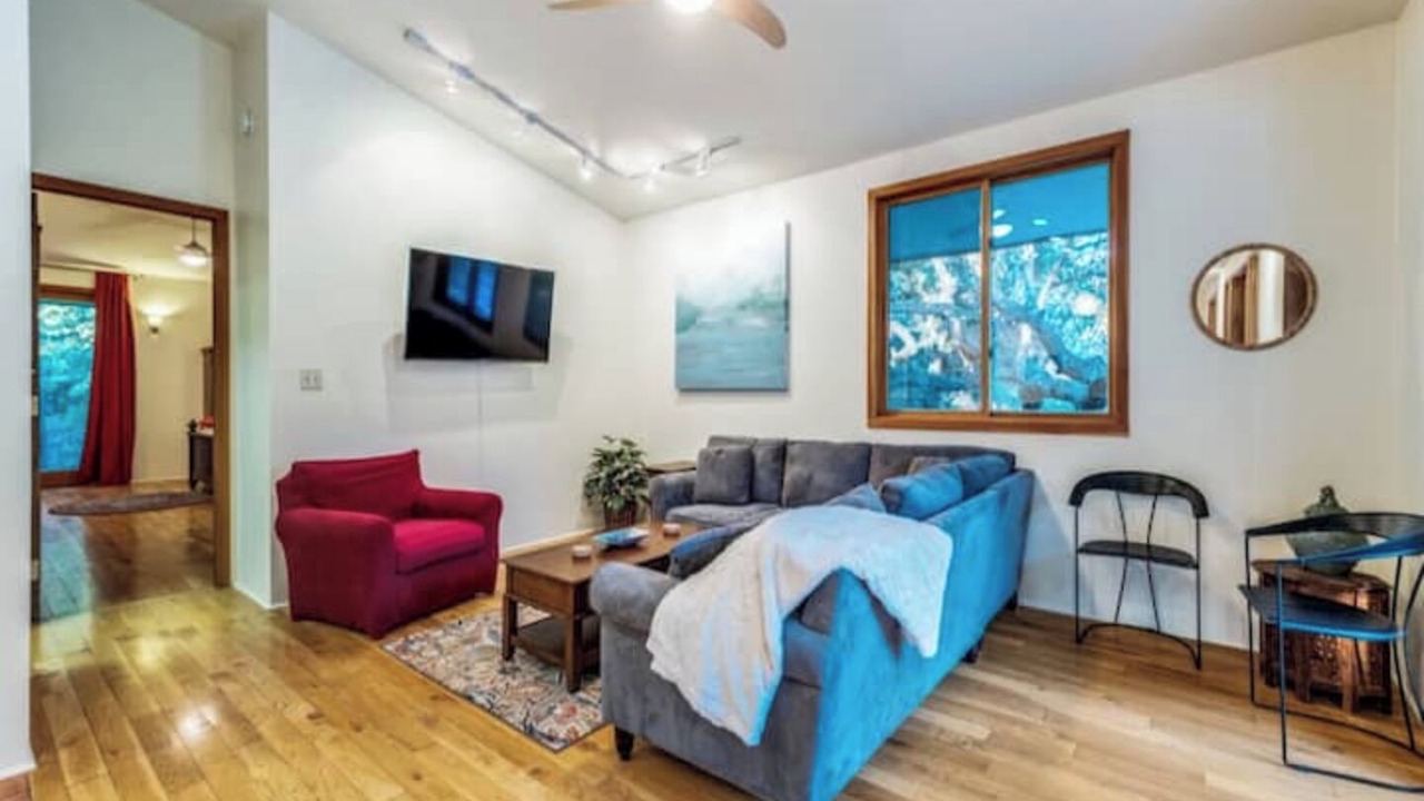 Photo of Livingroom in Spring Branch