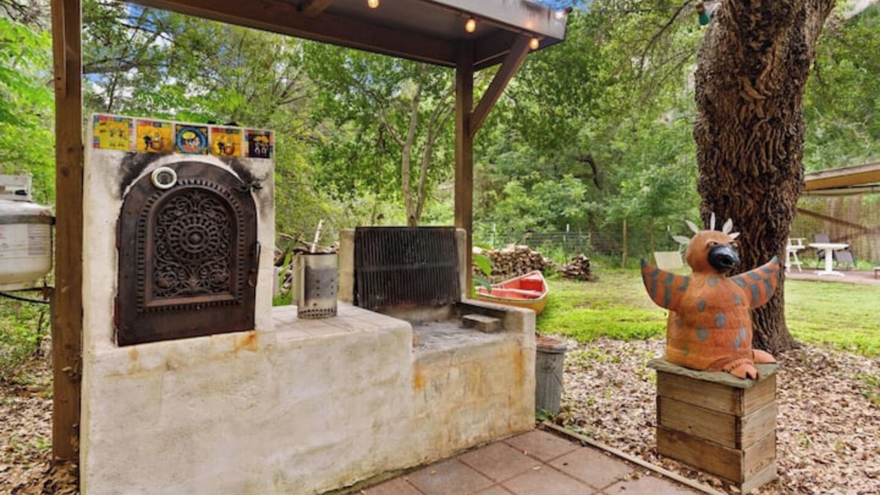 Photo of Outdoor in Spring Branch