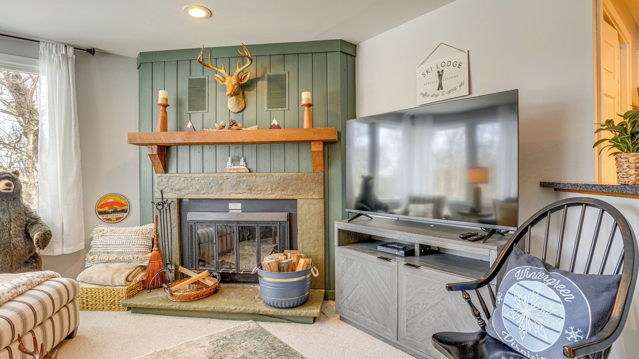 Photo of Livingroom in Nellysford