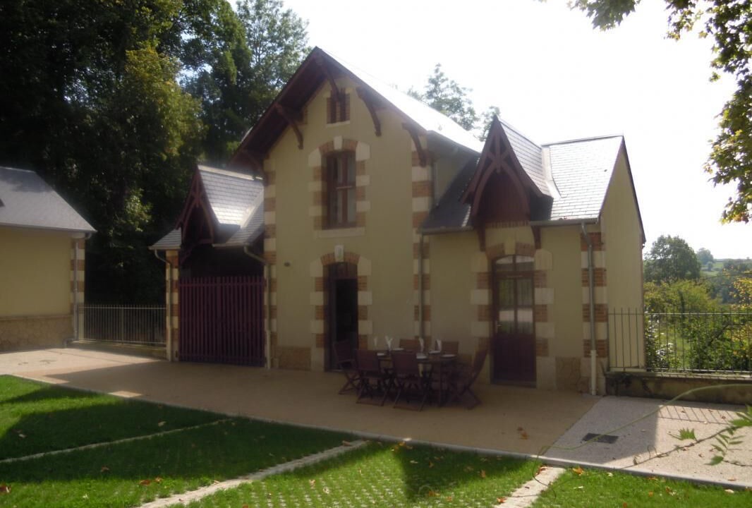 Photo of Outdoor in Bourbon-Lancy