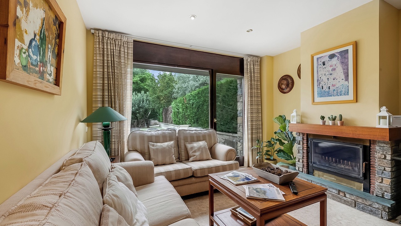 Photo of Livingroom in Anserall