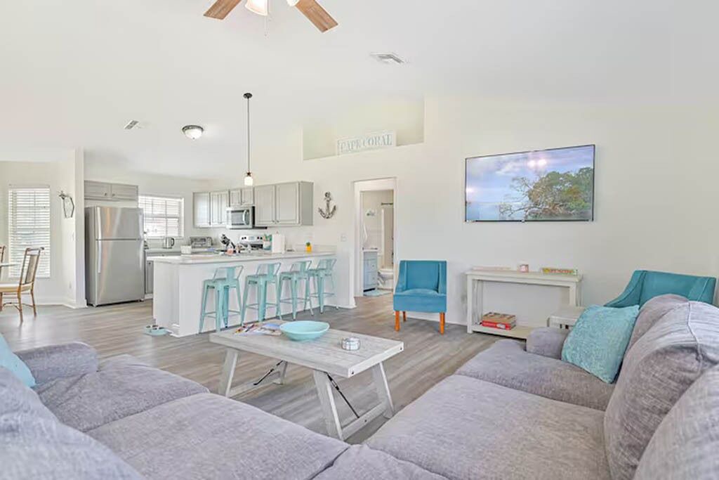 Photo of Livingroom in Pelican