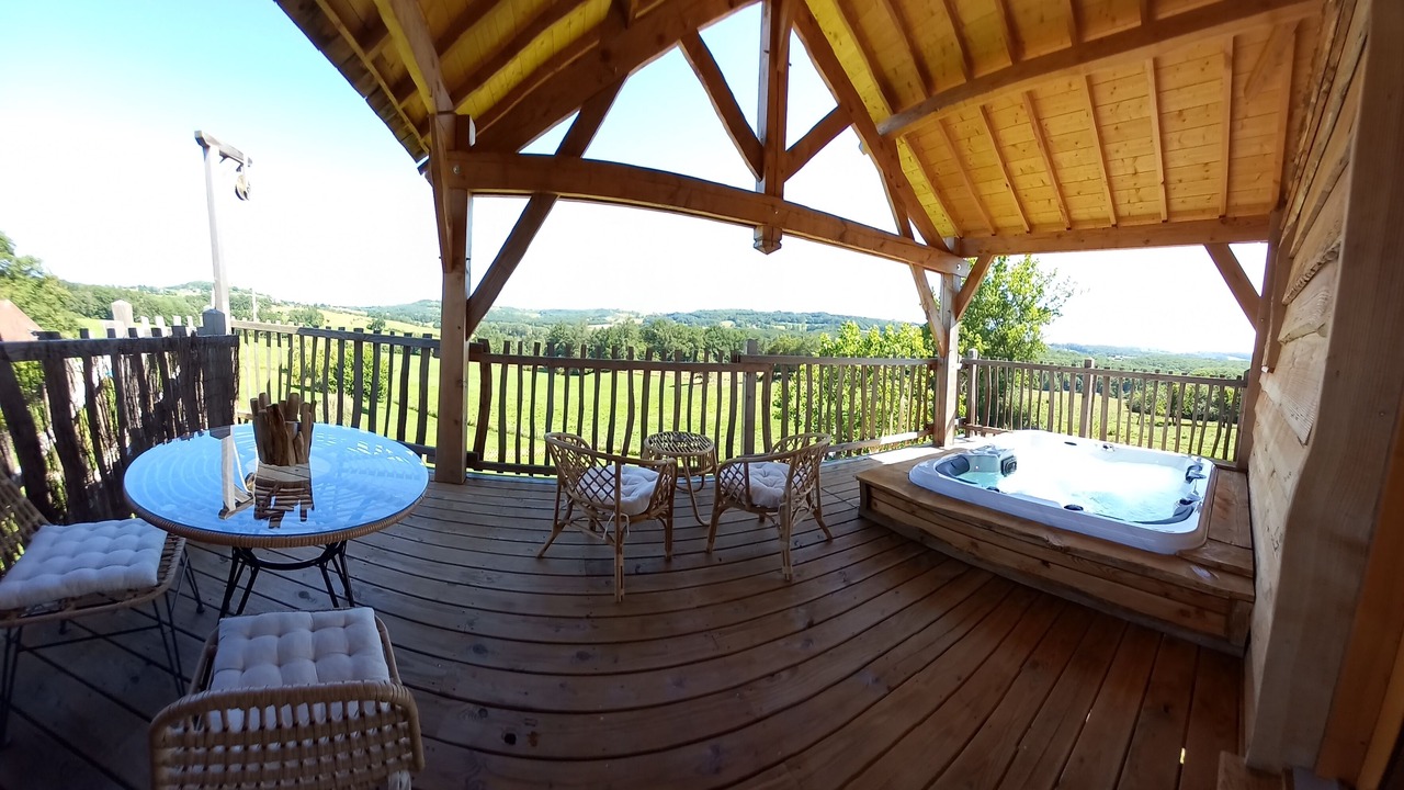 Photo of Patio Balcony in Segonzac