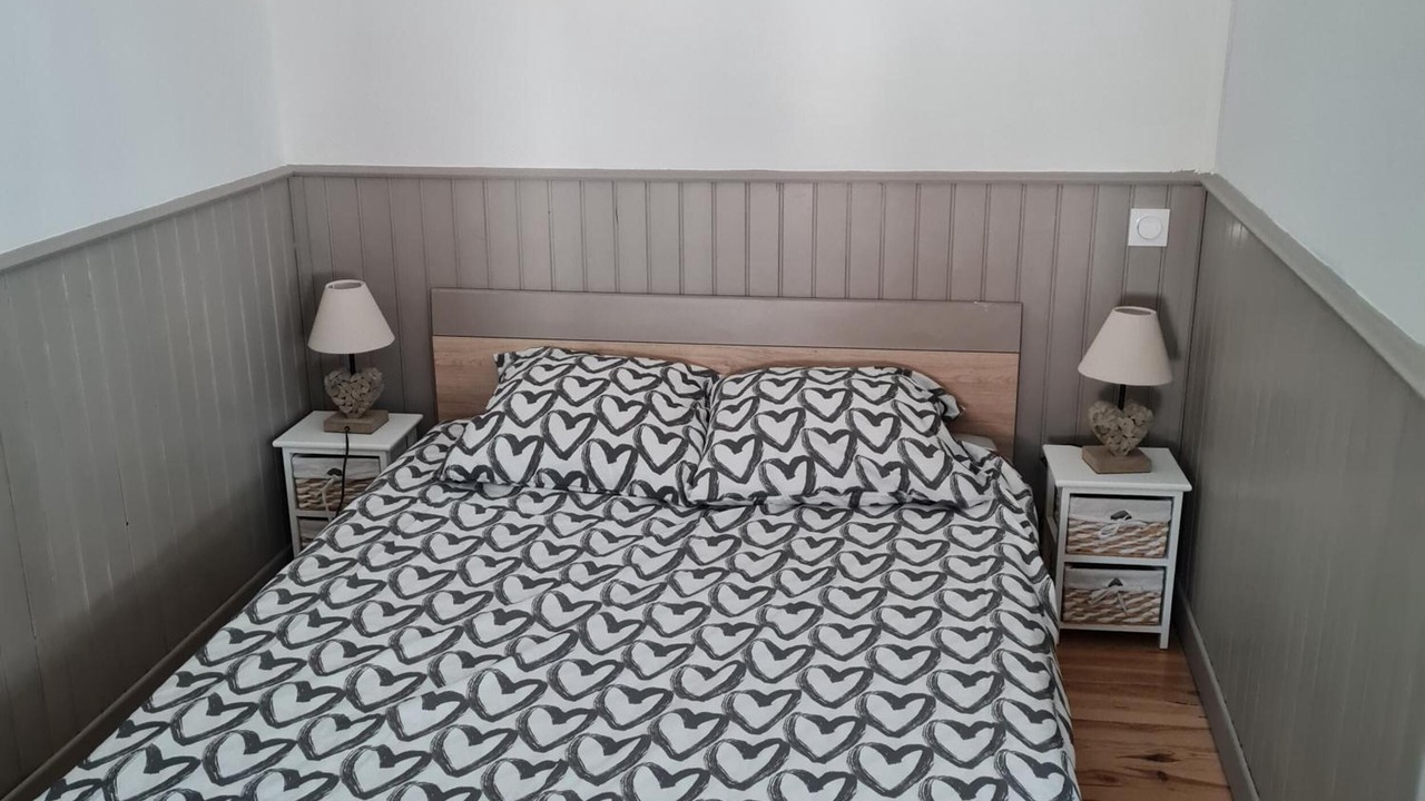 Photo of Bedroom in Bagneres-de-Luchon