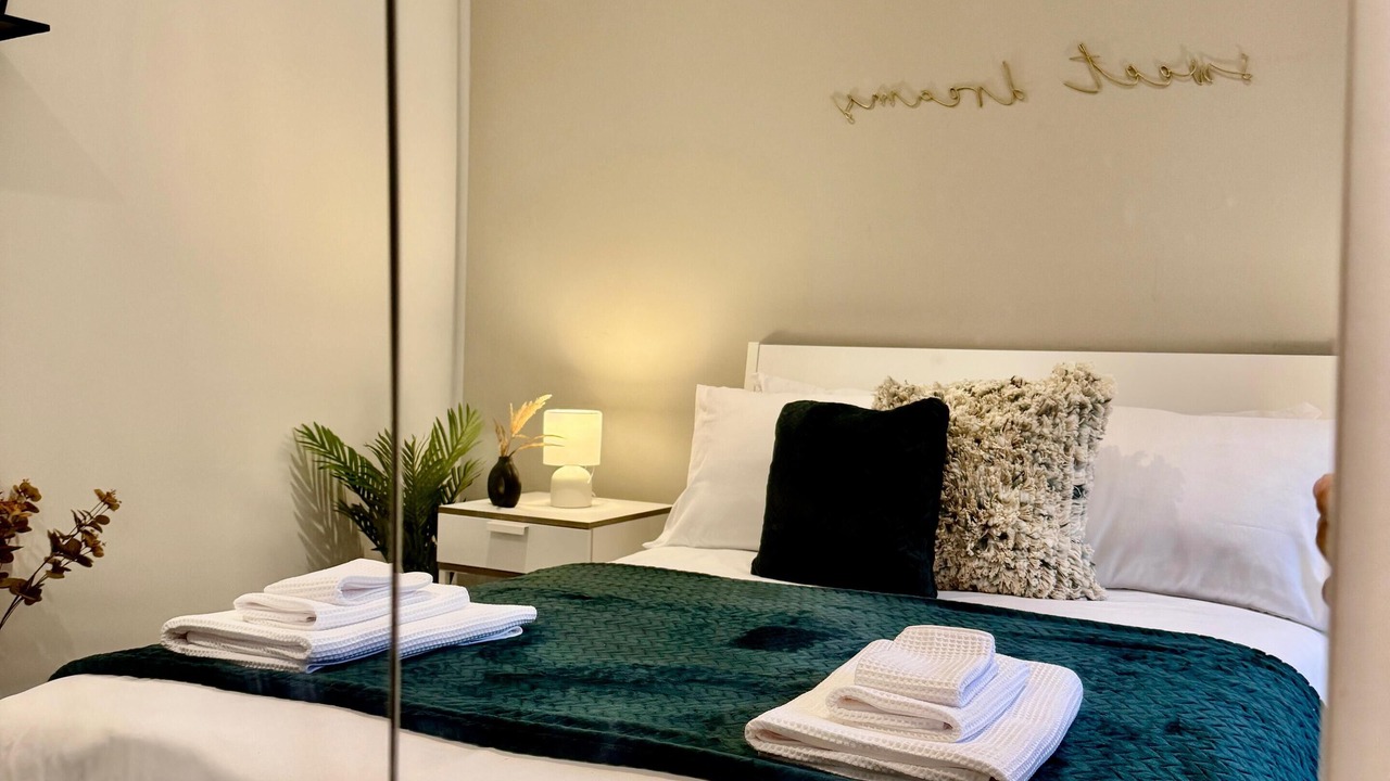 Photo of Bedroom in West Hendon