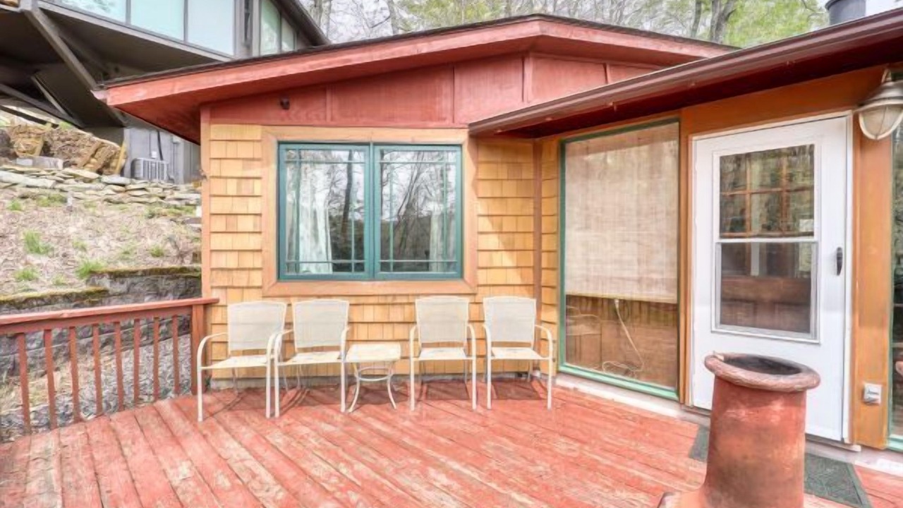 Photo of Patio Balcony in Beech Mountain