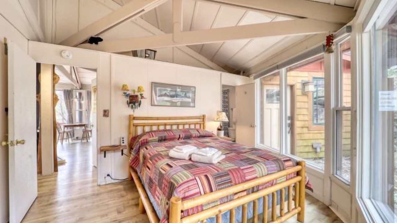 Photo of Bedroom in Beech Mountain