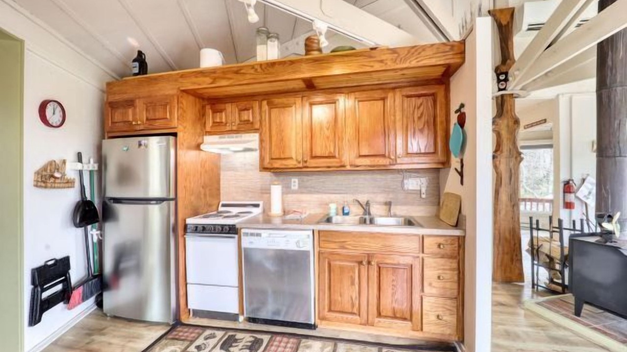 Photo of Kitchen in Beech Mountain