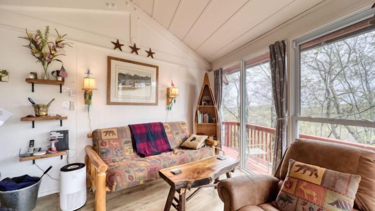 Photo of Livingroom in Beech Mountain