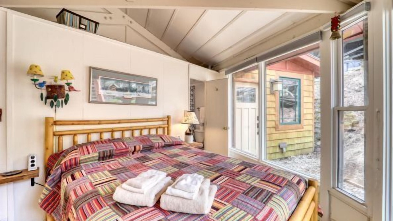 Photo of Bedroom in Beech Mountain