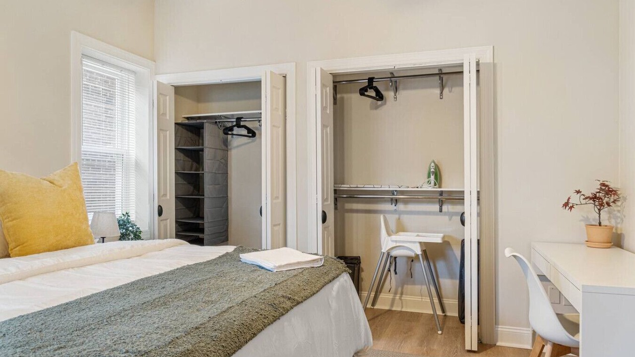 Photo of Bedroom in Point Breeze North