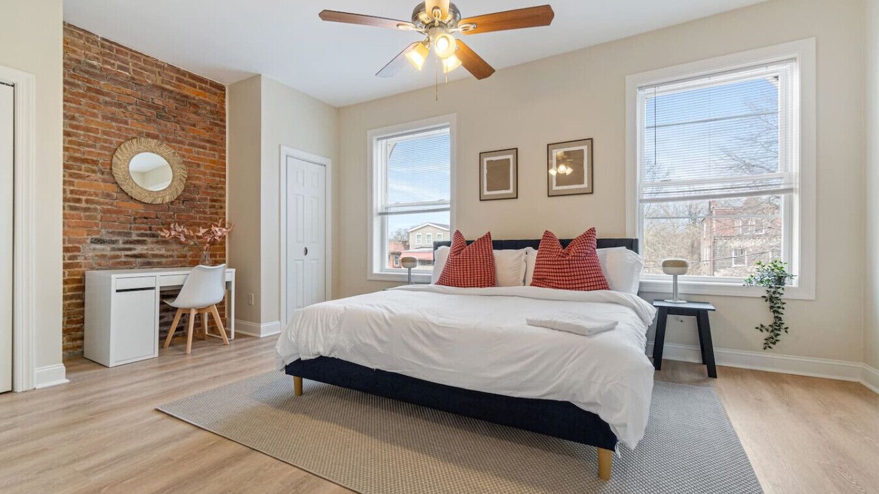 Photo of Bedroom in Point Breeze North