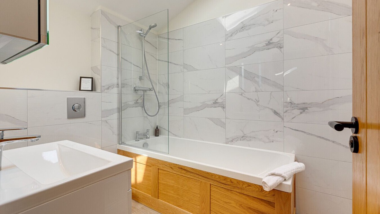 Photo of Bathroom in Cuddesdon